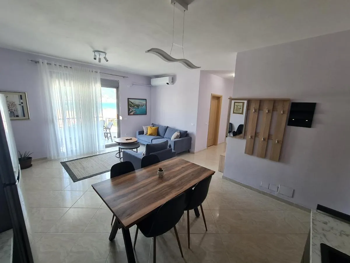 Elad Apartment In Lungomare Vlore