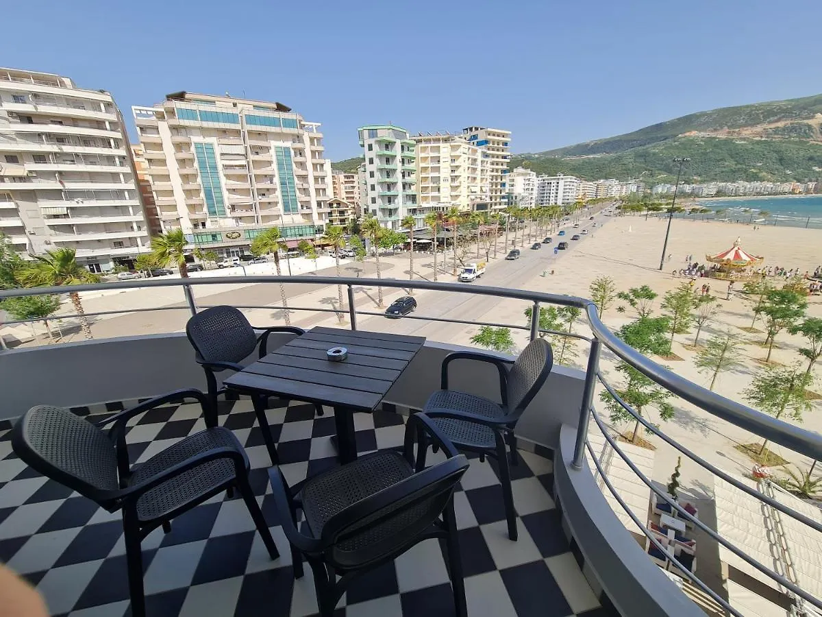 Elad Apartment In Lungomare Vlore