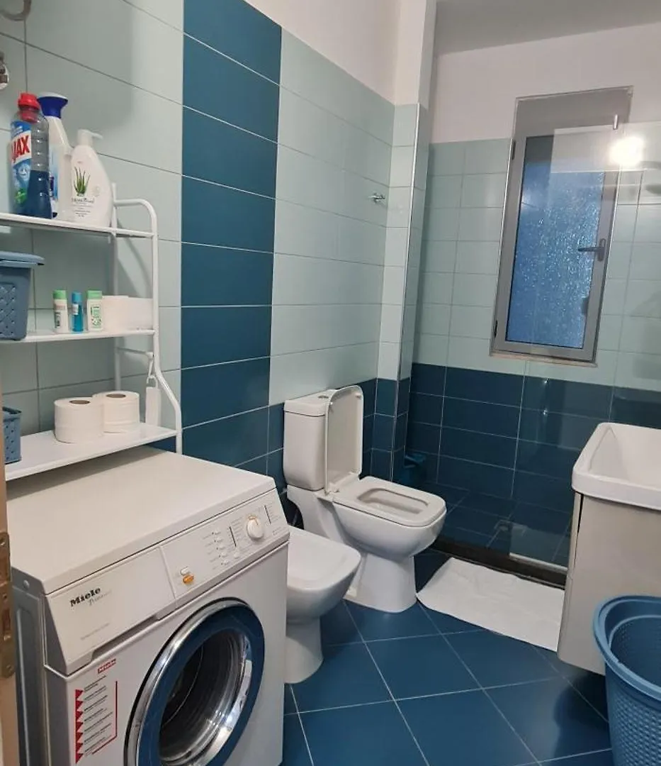 Elad Apartment In Lungomare Vlorë